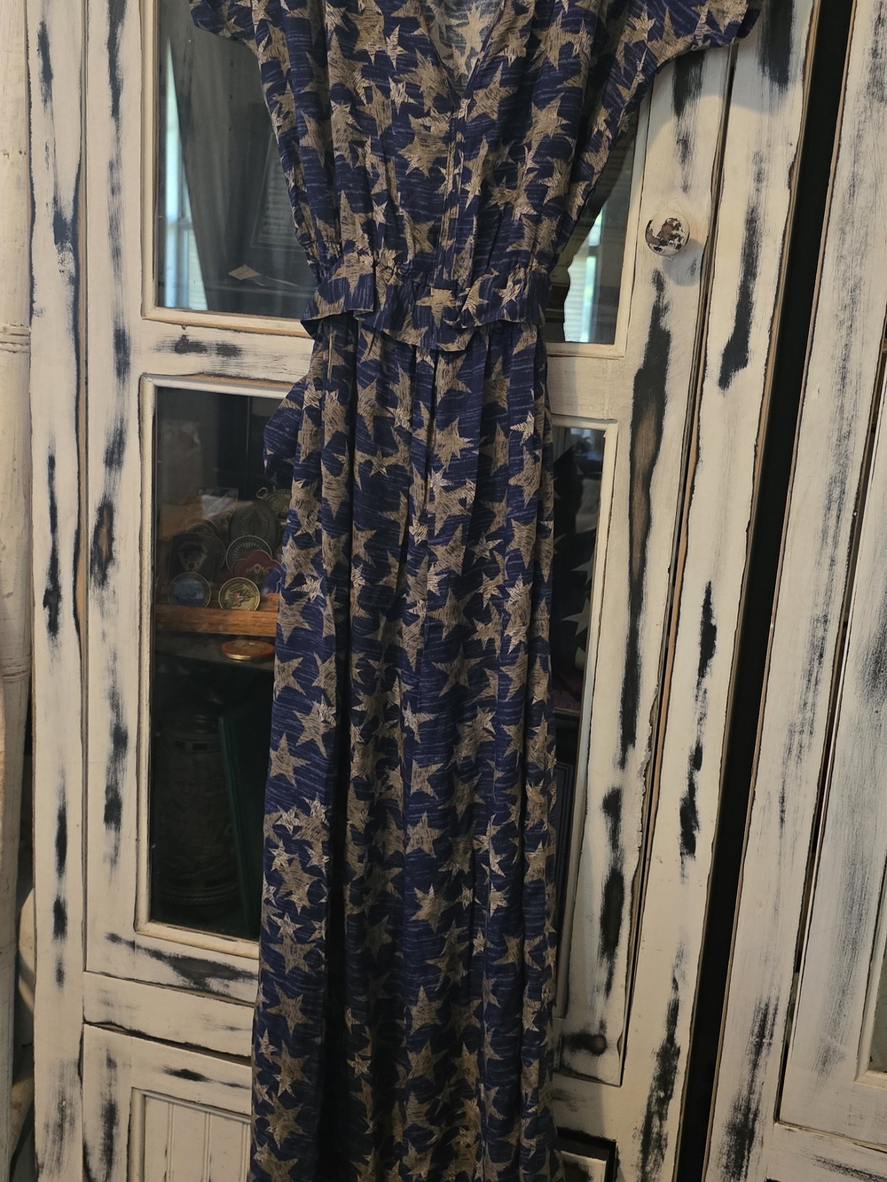 Blue Star-Print Short-Sleeve Jumpsuit with Elastic Waist Wide Leg And Belt.